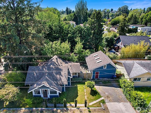 3rd image of 1706 24th Street