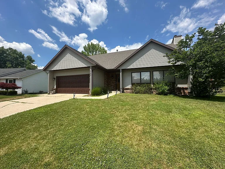 1795 Forest Lake Dr SE — Photo 24