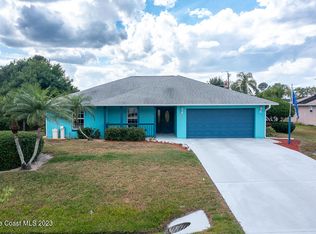 438 Lloyd St, Sebastian, FL 32958