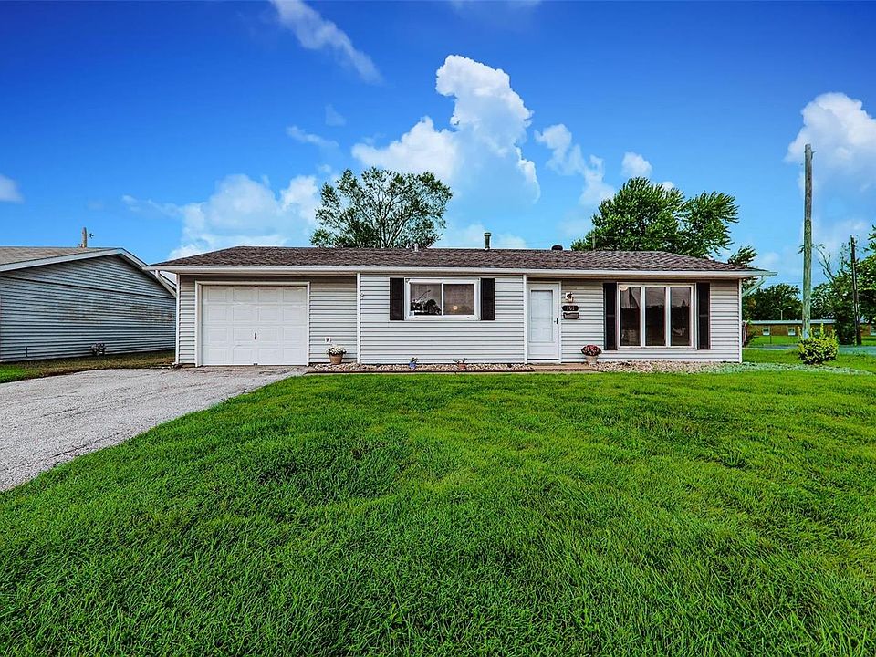 1st image of 101 Briarhaven Dr