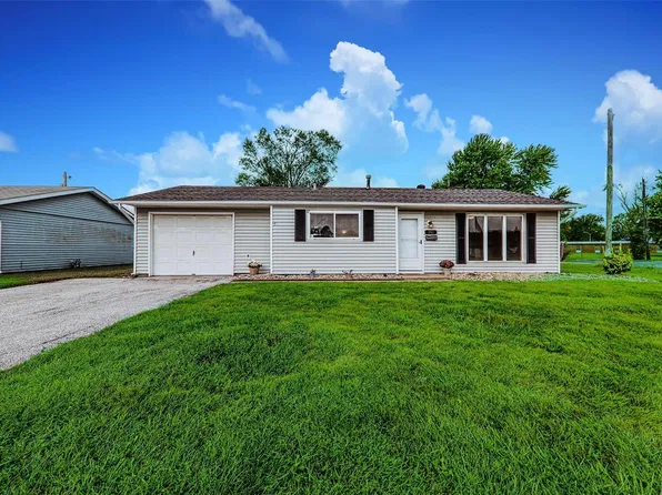 101 Briarhaven Dr, Granite City, IL 62040