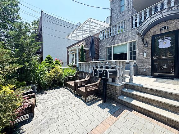 5th image of 24-14 23rd Ave #1F