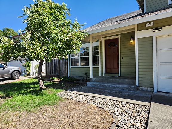 3rd image of 629 Wilford Cir
