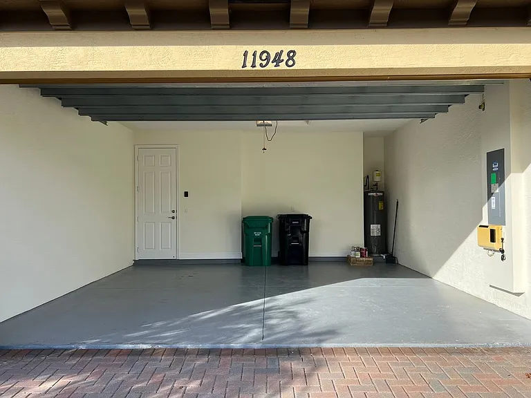 11948 SW Crestwood Cir — Photo 32