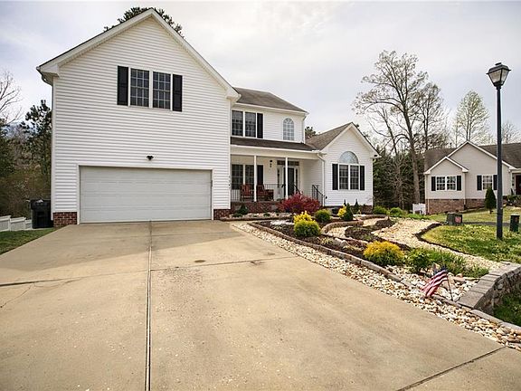 3rd image of 5347 Rockingham Dr