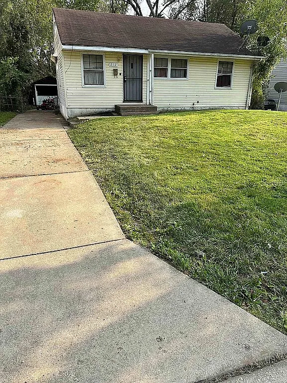 212 Cameron Rd photo 1