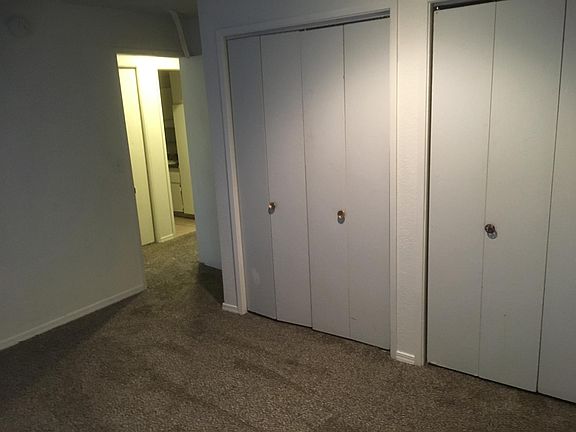 5th image of 1208 S Olympia Pl APT B
