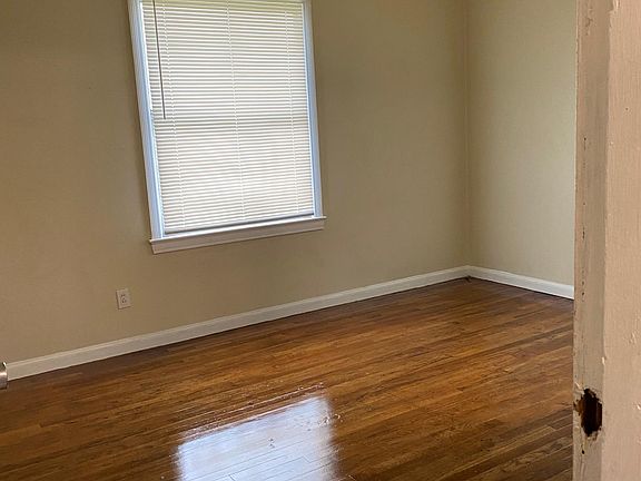 5th image of 1000 N 50th Ave