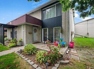 8323 Karam Blvd Unit 4, Warren, MI 48093