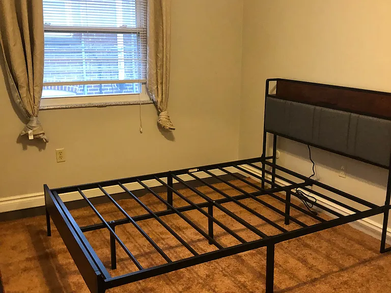 342 E Tompkins St — Photo 16