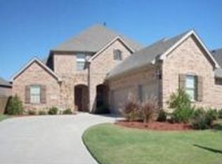 800 Moss Cliff Cir, McKinney, TX 75071