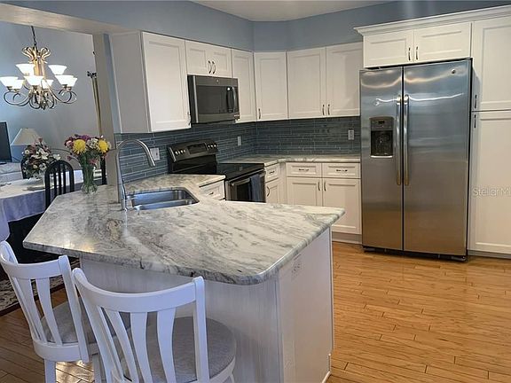 4th image of 3402 W Oakellar Ave #1/2