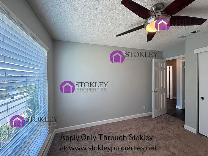 2397 Lake Meadow Cir — Photo 48