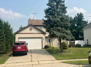 12 Siems Dr, Glendale Heights, IL 60139