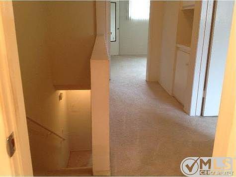 4th image of 17151 Roscoe Blvd Unit 6