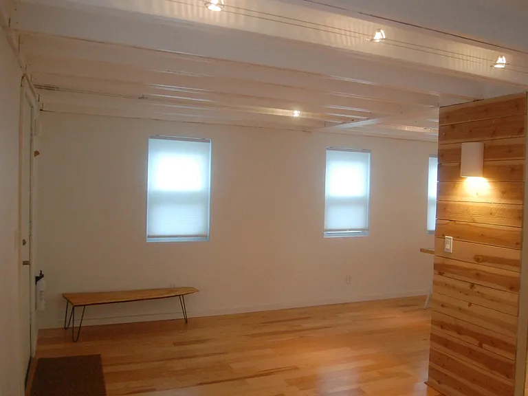 1014 Exchange St — Photo 56