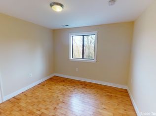 306 Atlantic St SE APT 5, Washington, DC 20032