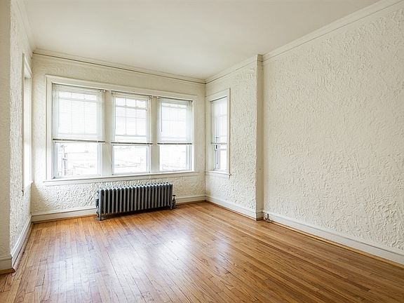 5th image of 3249 Kenilworth Ave APT 2N