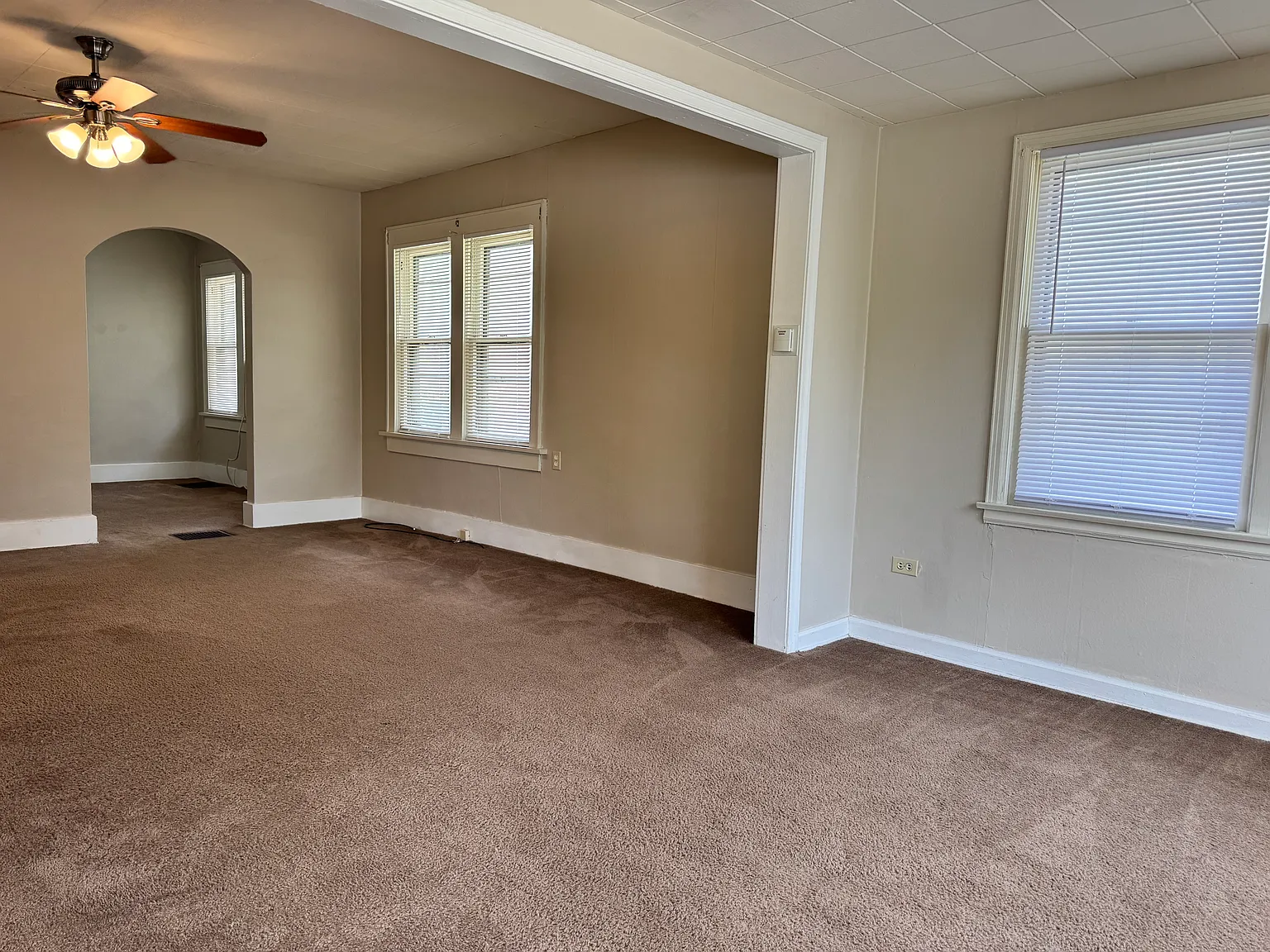 2 bed, 1125 sqft, $725 — Photo 2