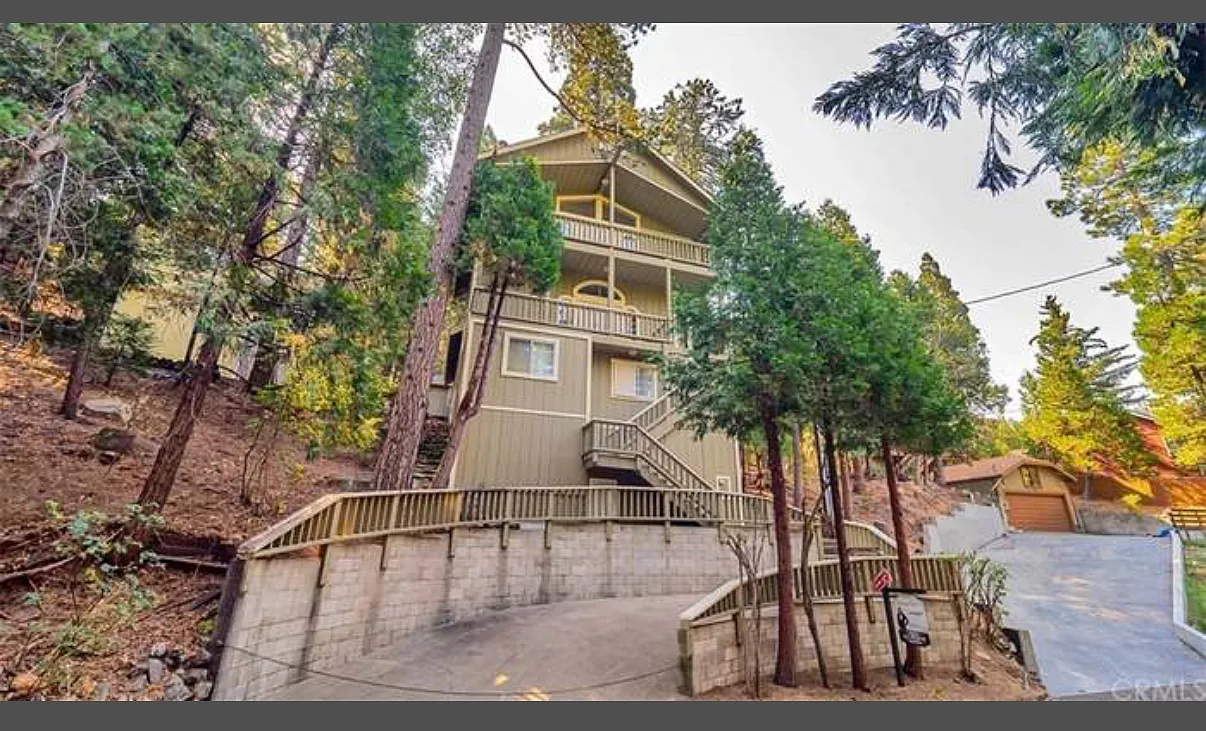 965 Balfrin Dr — Photo 1