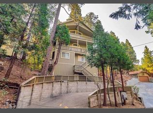 965 Balfrin Dr, Crestline, CA 92325