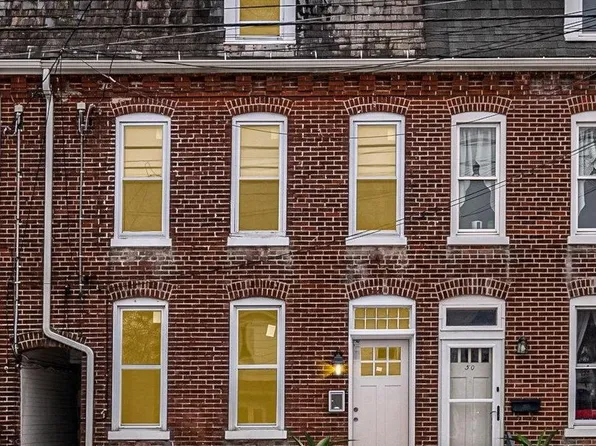 52 S 8th St, Columbia, PA 17512