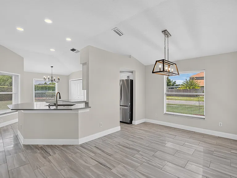 1434 Hatcher Loop Dr — Photo 34