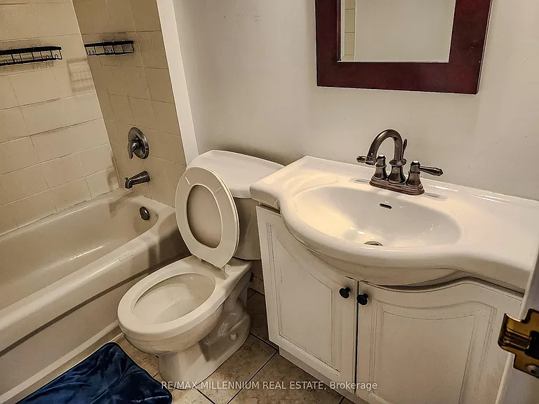 46 Western Battery Rd #837 — Photo 14