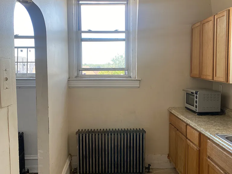 2307 N Broad St #6 — Photo 6