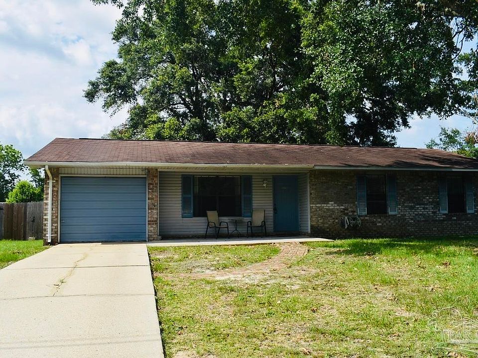 1st image of 328 Forest Hills Dr