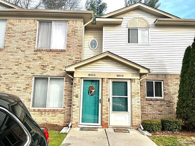1st image of 30342 Wedgewood Cir