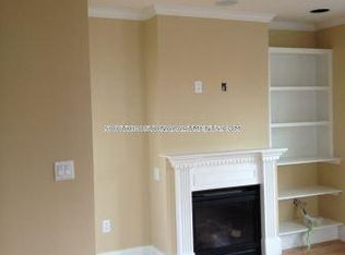 50 Middle St #2R, Boston, MA 02127