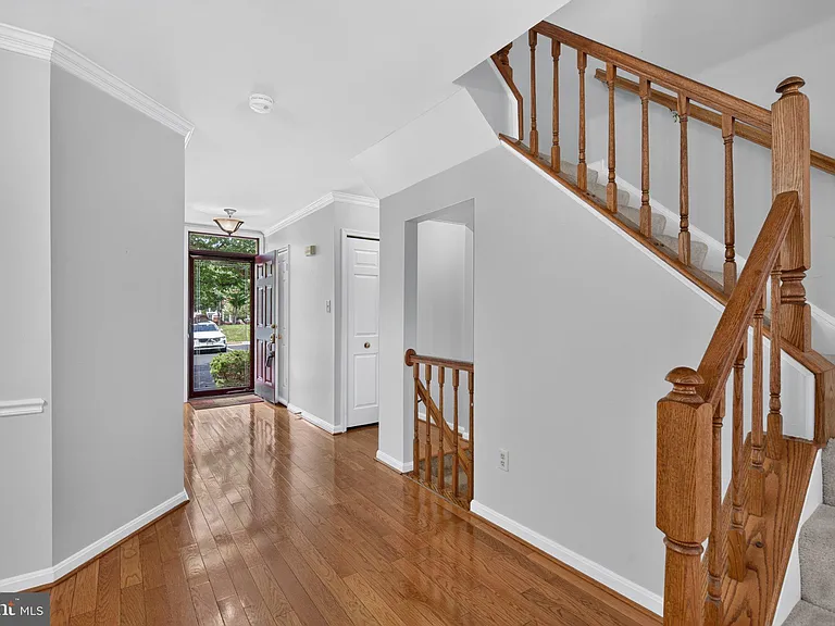7259 Worsley Way — Photo 11