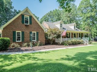 360 Canterwood Dr, Mebane, NC 27302