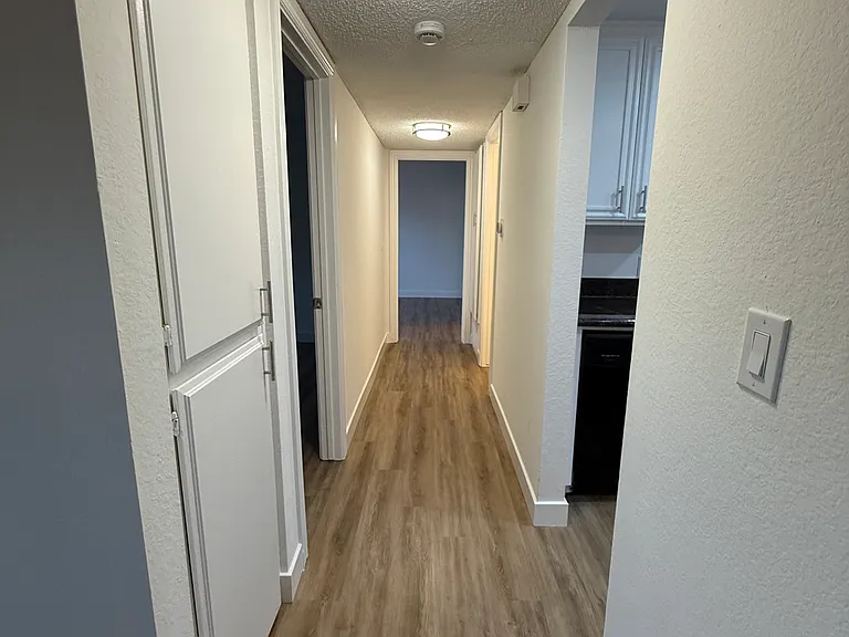750 S Highland Ave #C — Photo 9