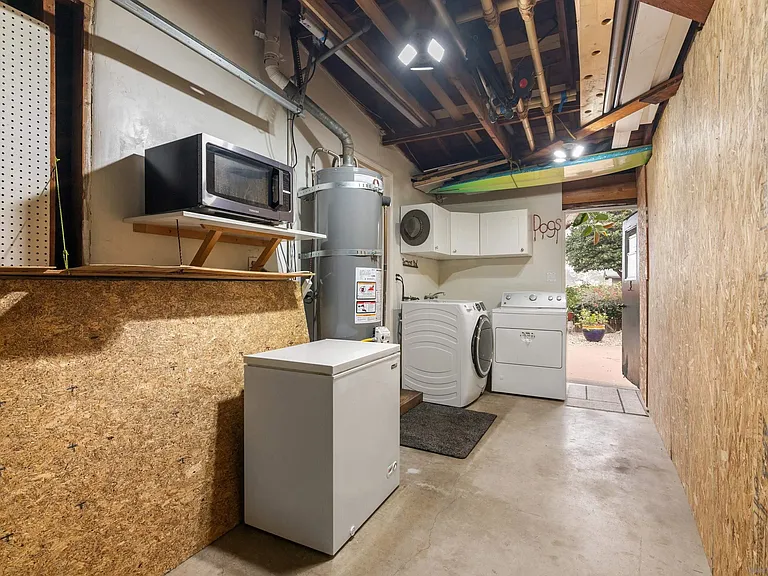 541 Tarento Dr — Photo 36