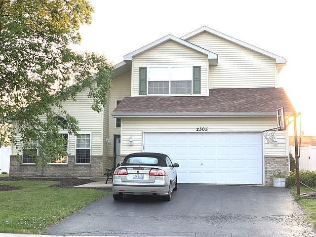 1st image of 2305 Gray Hawk Dr