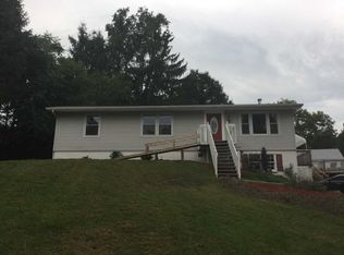 78 Daley Rd, Poughkeepsie, NY 12603