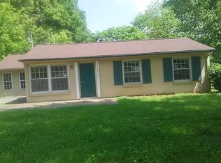 10913 Grafton Hall Rd, Louisville, KY
