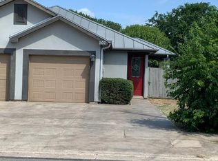 207 Anne Louise Dr, New Braunfels, TX 78130