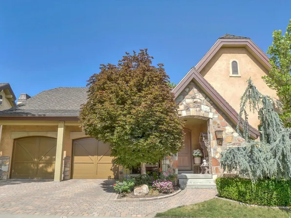 8283 S Bavarian Ct E, Sandy, UT 84093