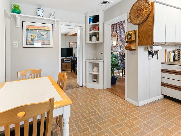 57 Dale St — Photo 11