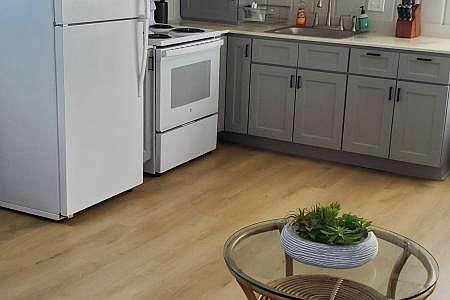 1st image of 2607 Glenwood Ln #3