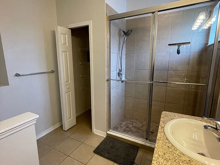 10732 Avery Park Dr — Photo 17