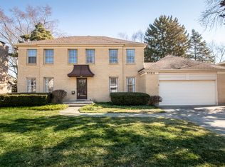 1024 Dawes St, Libertyville, IL