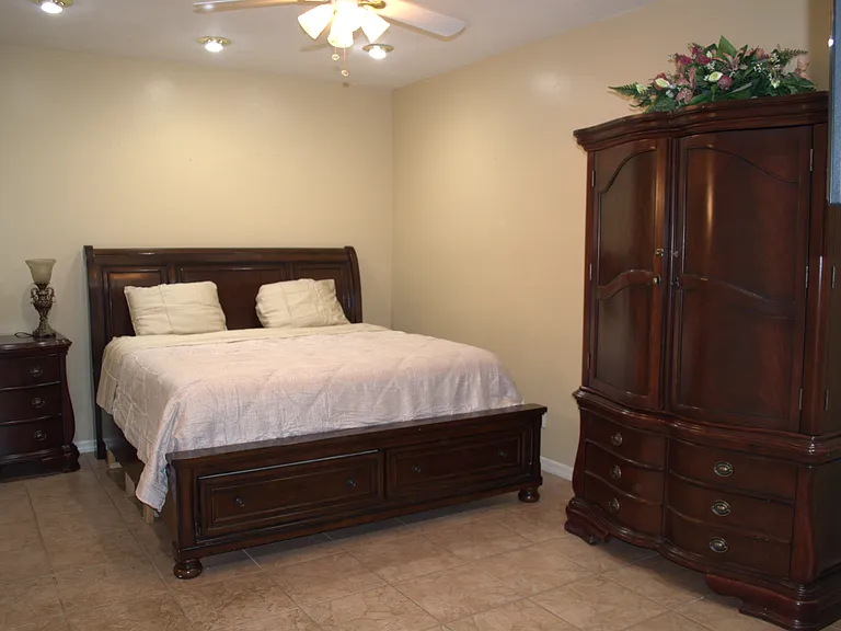 1904 E Catamaran Ct — Photo 19