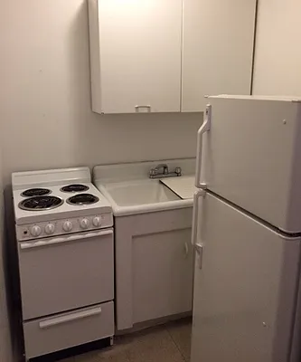 Rented by Acacia Realty | media 11