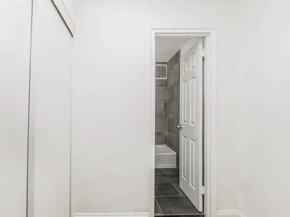 2165 Matthews Avenue image 19 of 20