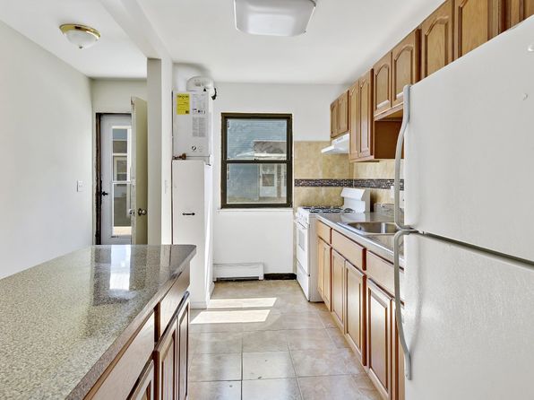 384 Bayview Ave #5B