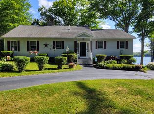 407 Duck Puddle Rd, Nobleboro, ME 04555